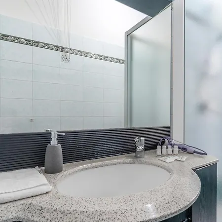 Navigli Duomo - Chateau Milan, Metro M2 E Parcheggio Gratuito Apartmán Milán